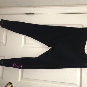 Victoria’s Secret pink cotton legging